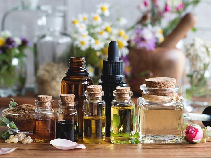 Essential Oils That Can Help In The Bedroom